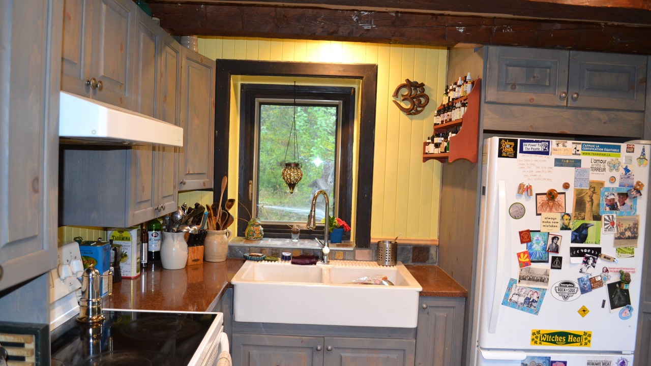 Photo of Kitchen in Saint-Etienne-De-Bolto