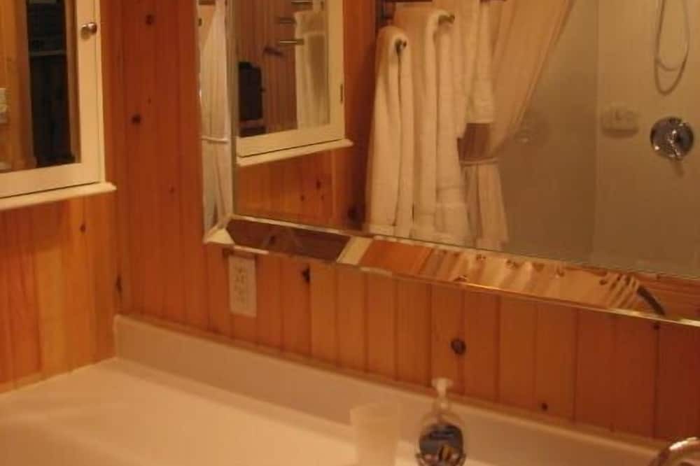 Photo of Bathroom in Stanhope