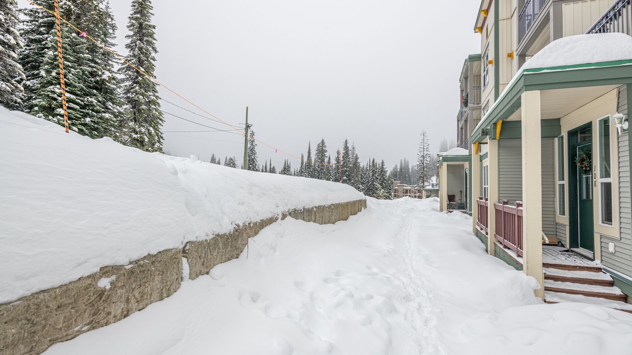 Photo of Outdoor in Silver Star Mountain