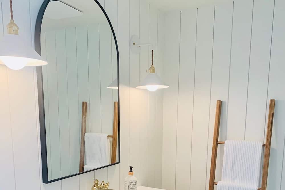 Photo of Bathroom in Madeira Park