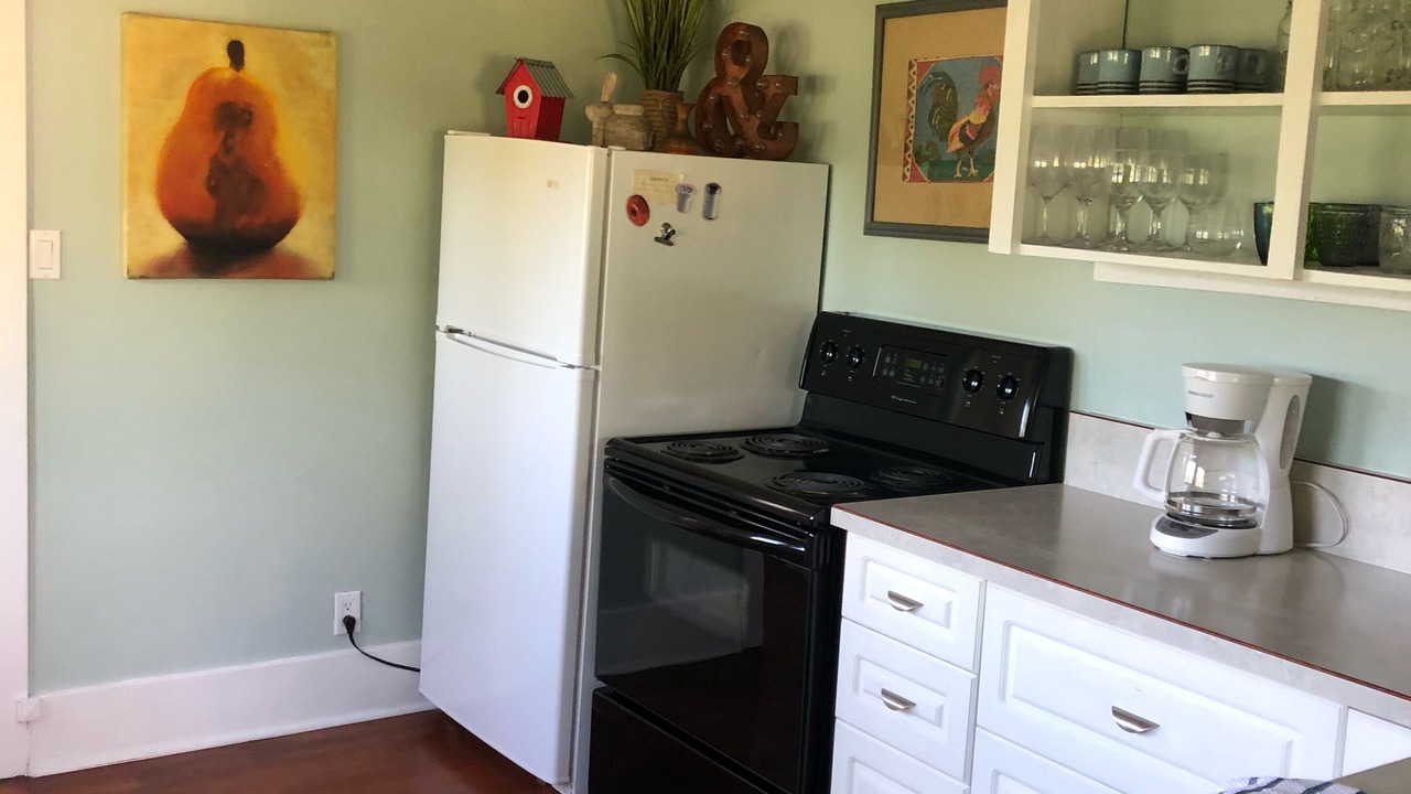 Photo of Kitchen in Okanagan-Similkameen