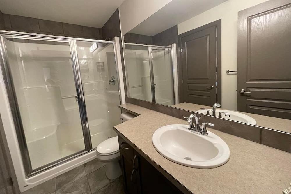 Photo of Bathroom in South Pandosy