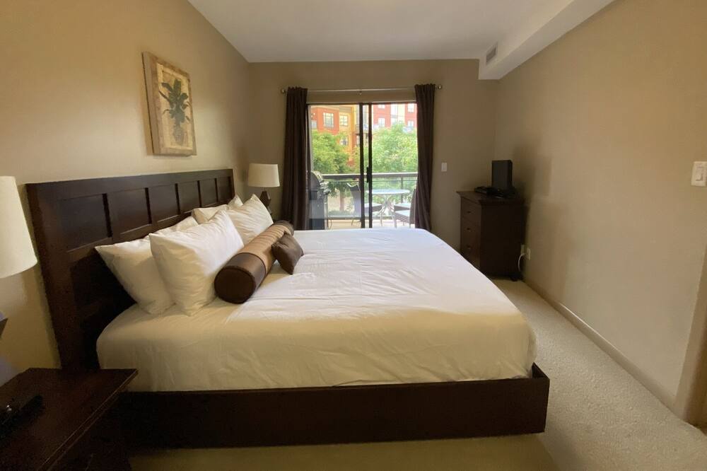 Photo of Bedroom in South Pandosy