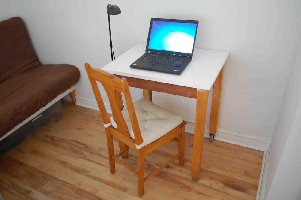 Photo of Bedroom in Mile-Ex