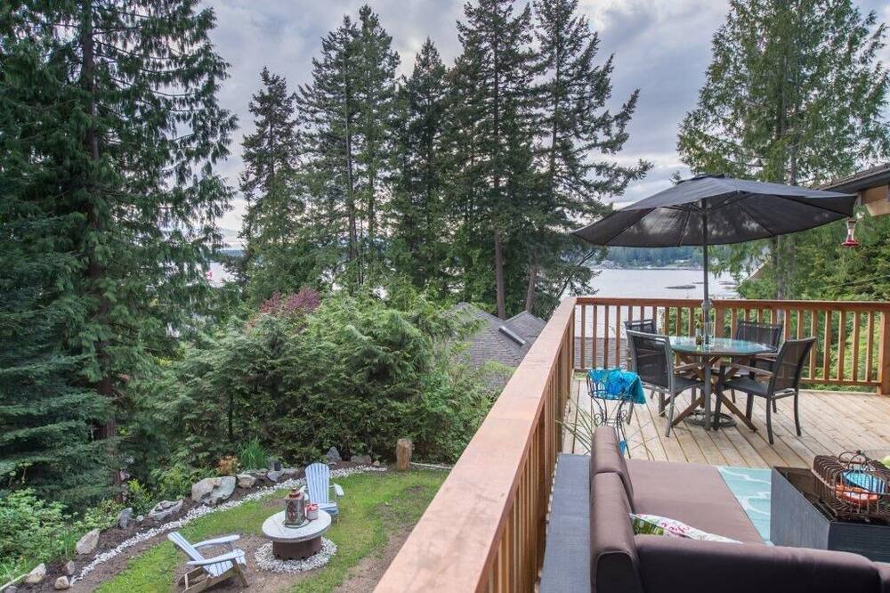 Photo of Patio Balcony in Halfmoon Bay