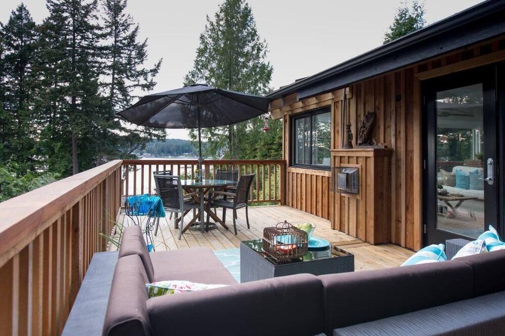 Photo of Patio Balcony in Halfmoon Bay