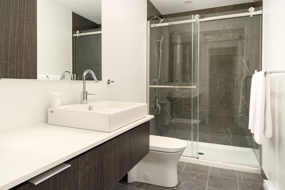 Photo of Bathroom in Griffintown