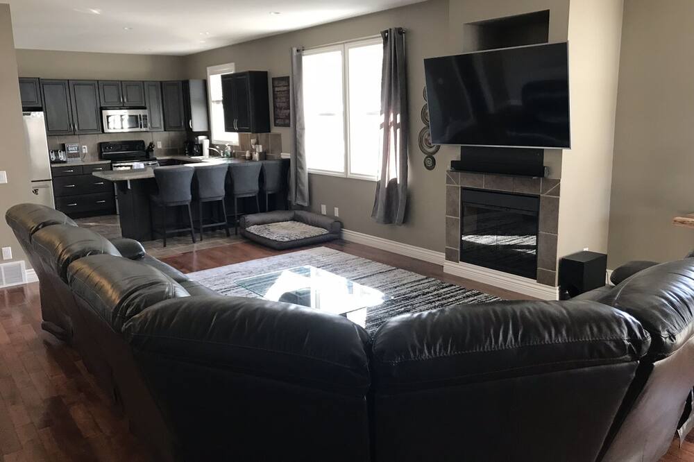 Photo of Livingroom in Sicamous