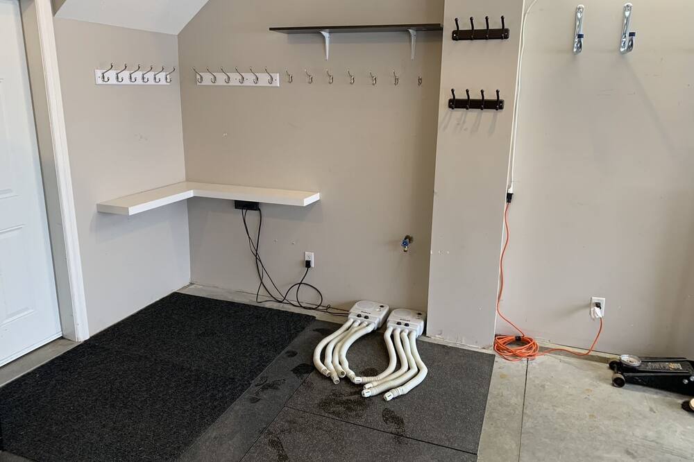 Photo of Bedroom in Sicamous