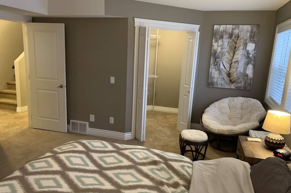 Photo of Bedroom in Sicamous