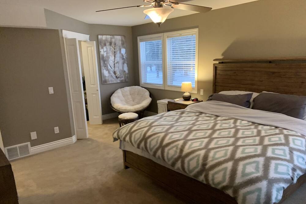 Photo of Bedroom in Sicamous