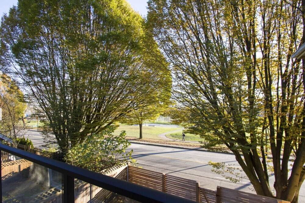 Photo of Patio Balcony in Strathcona