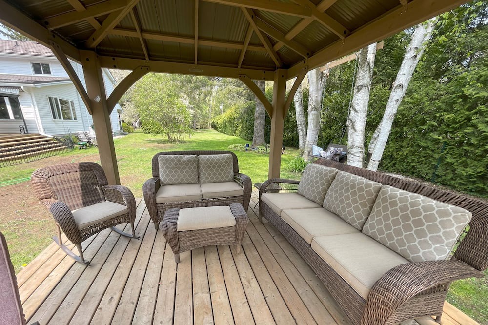 Photo of Patio Balcony in Sauble Beach