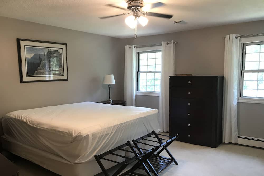 Photo of Bedroom in Sauble Beach