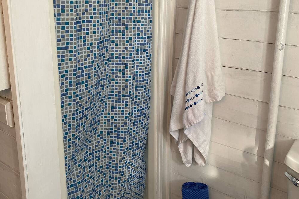 Photo of Bathroom in Parkers Cove