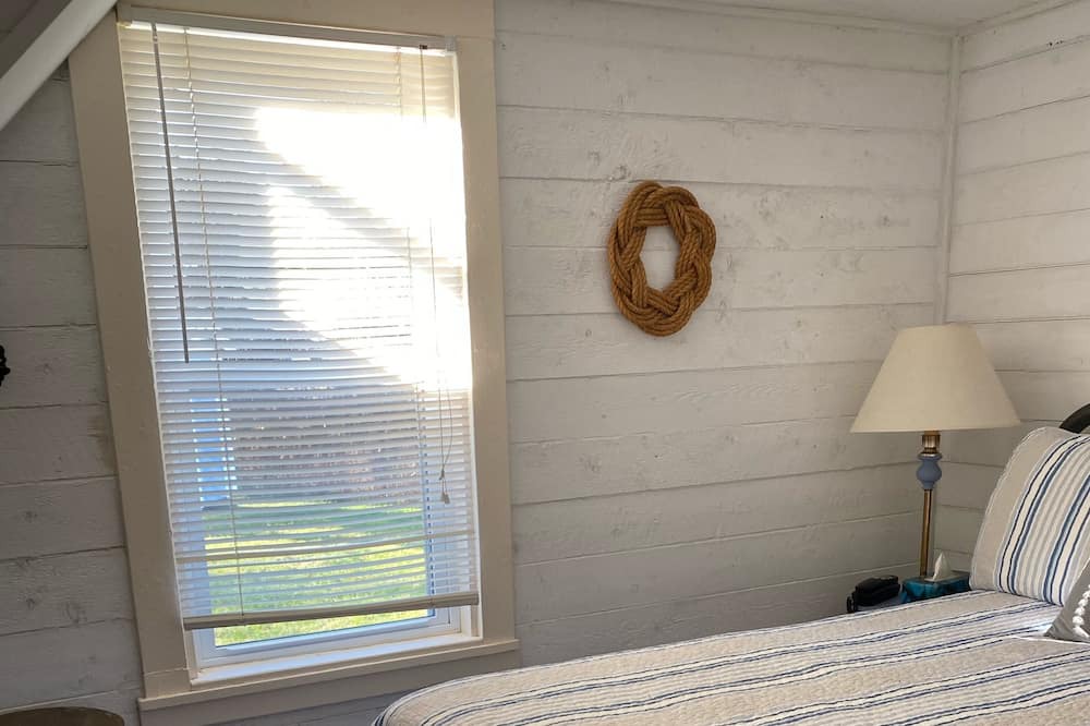 Photo of Bedroom in Parkers Cove
