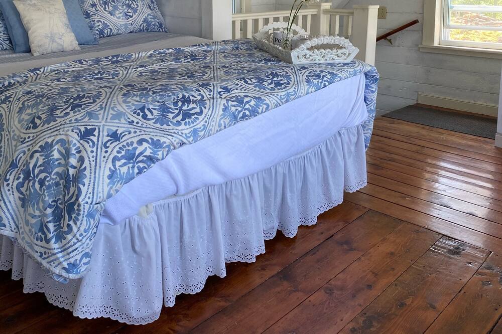 Photo of Bedroom in Parkers Cove