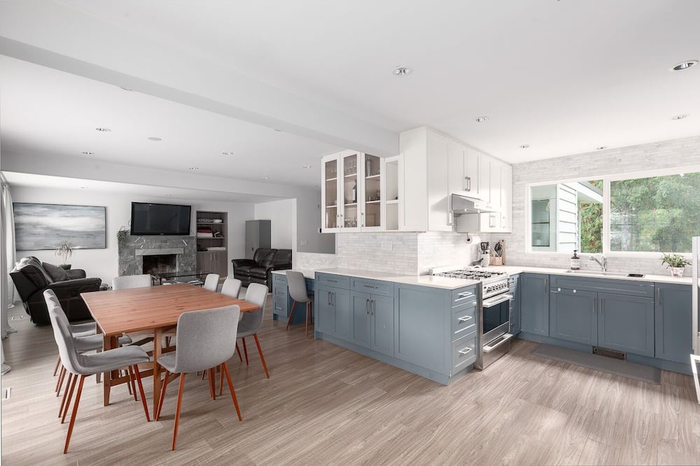 Photo of Kitchen in Garibaldi Highlands