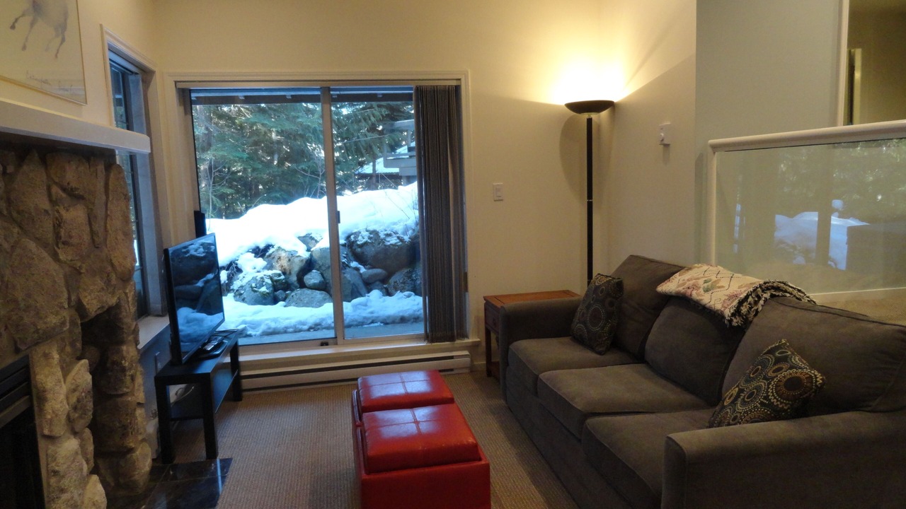 Photo of Livingroom in Upper Village