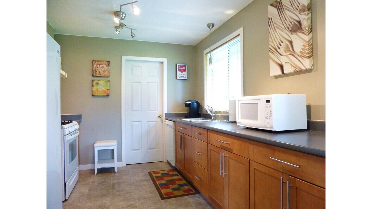 Photo of Kitchen in Langley