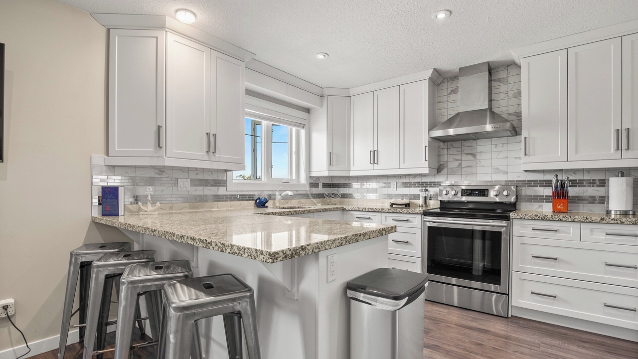 Photo of Kitchen in Sylvan Lake