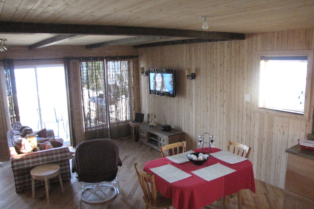 Photo of Livingroom in Paspebiac