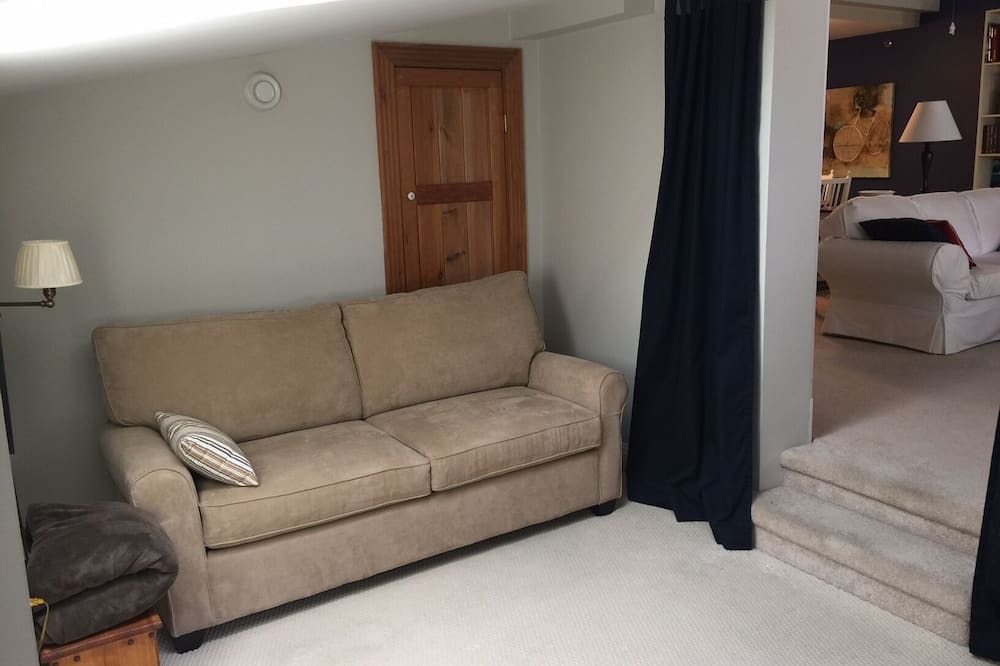 Photo of Livingroom in Mahone Bay