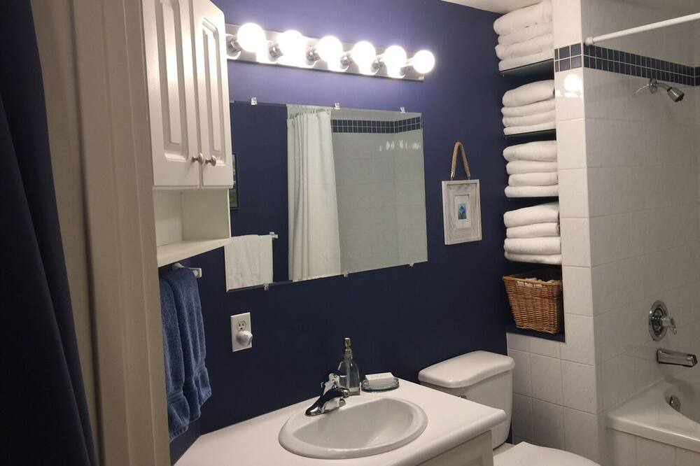 Photo of Bathroom in Mahone Bay