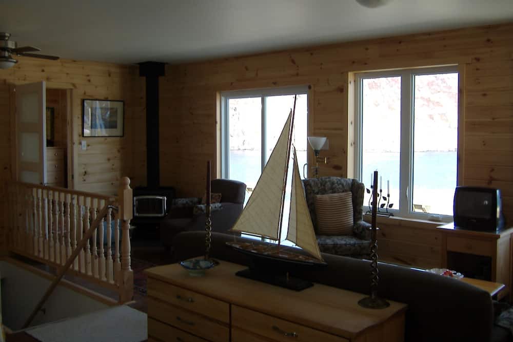 Photo of Livingroom in The Battery
