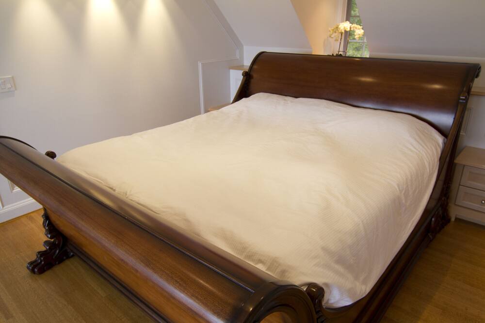 Photo of Bedroom in West Vancouver