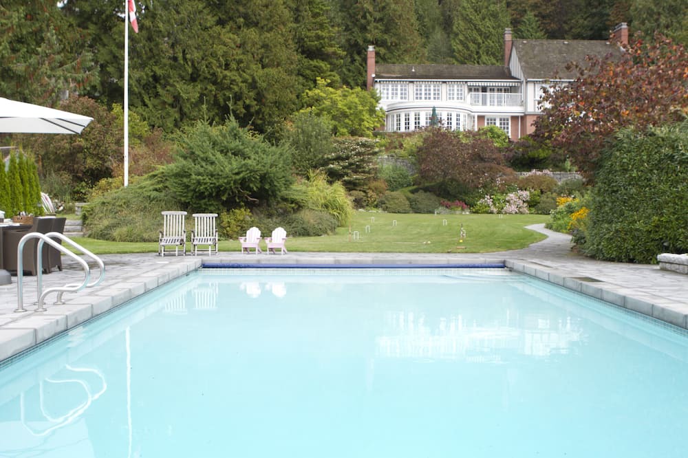 Photo of Outdoor in West Vancouver
