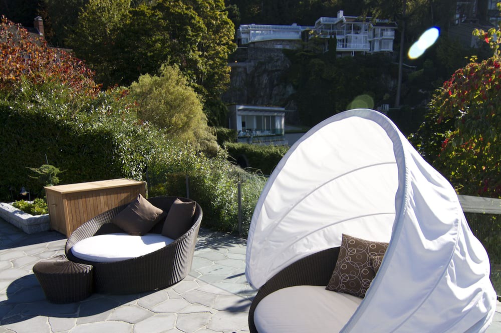 Photo of Patio Balcony in West Vancouver
