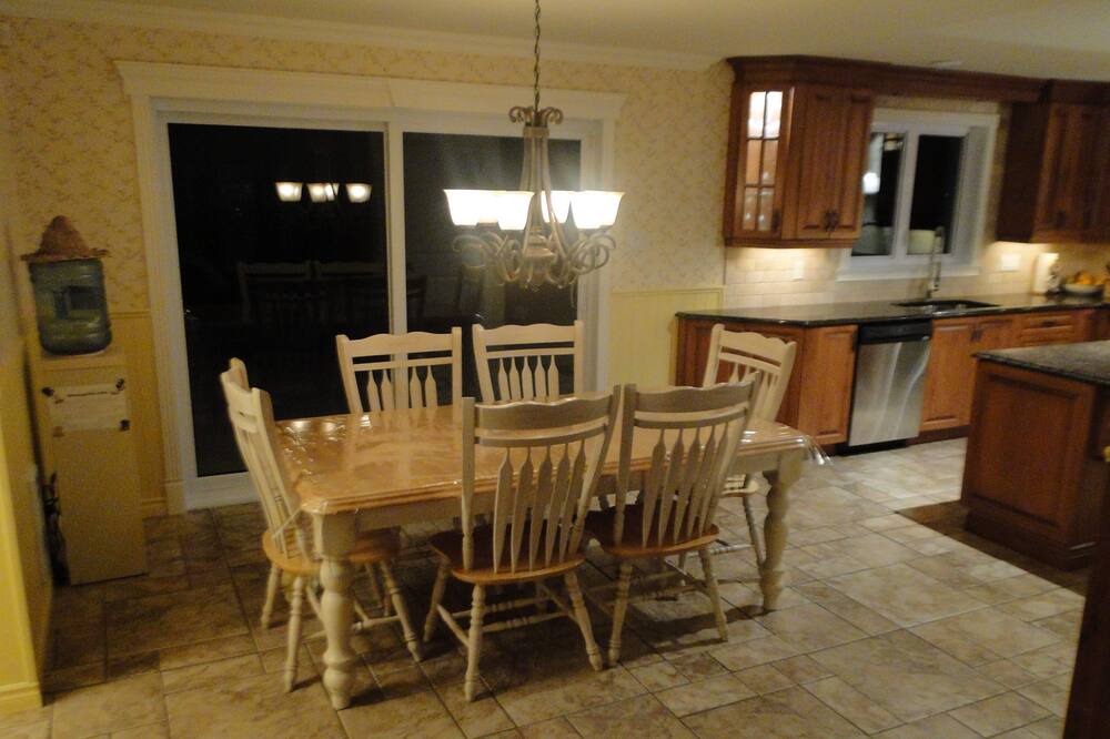 Photo of Kitchen in Saint-Isidore
