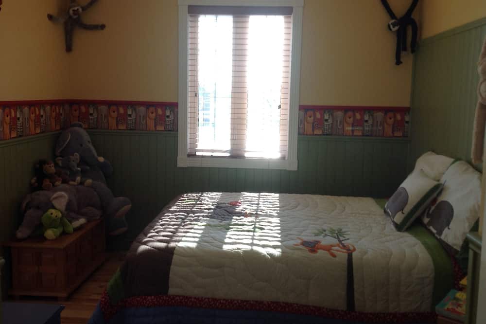 Photo of Bedroom in Saint-Isidore