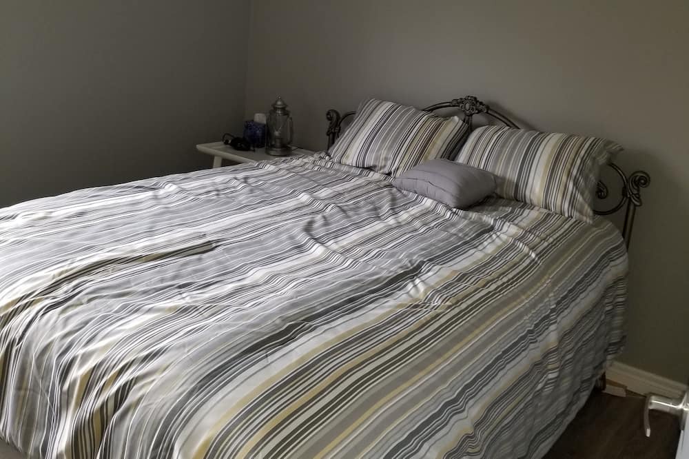 Photo of Bedroom in Pointe aux Roches