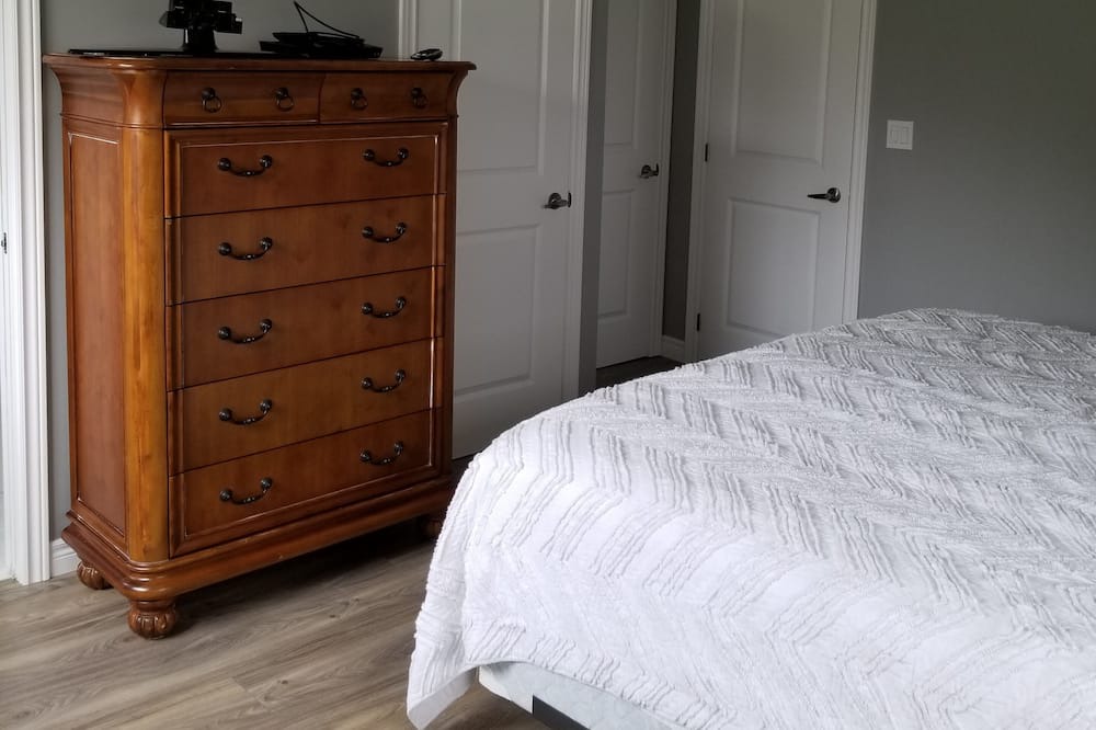Photo of Bedroom in Pointe aux Roches