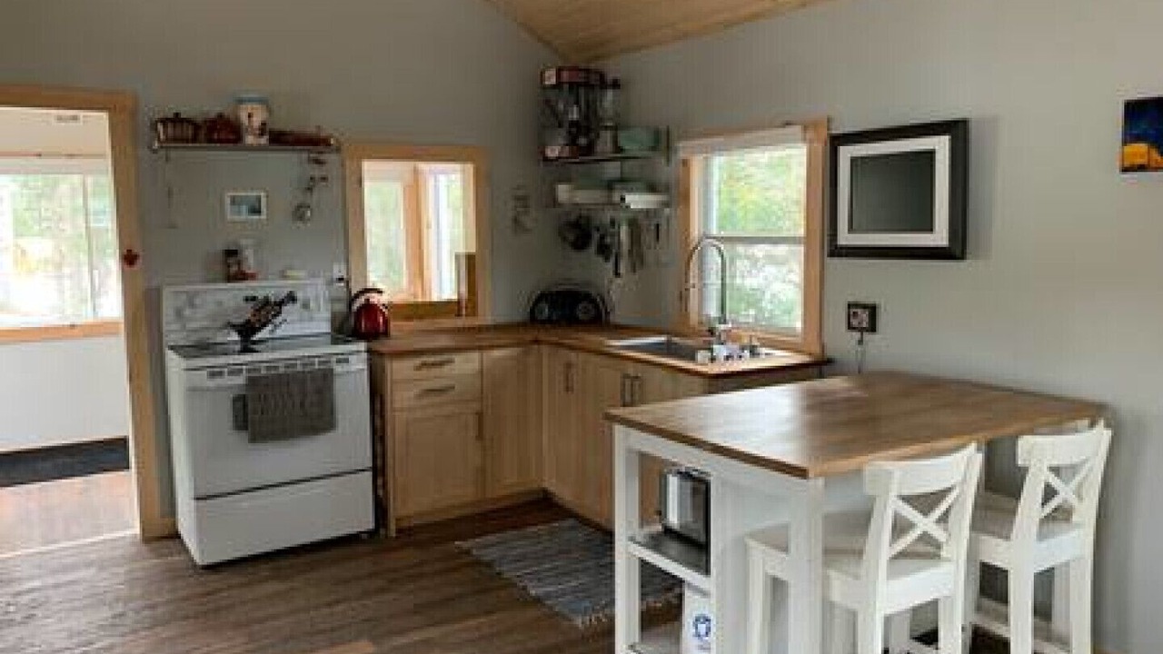Photo of Kitchen in Algonquin Highlands