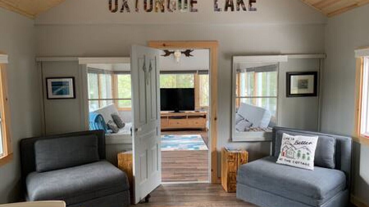Photo of Livingroom in Algonquin Highlands