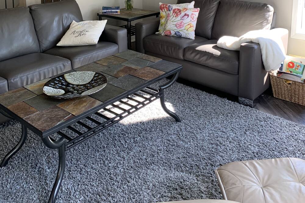 Photo of Livingroom in Saskatchewan