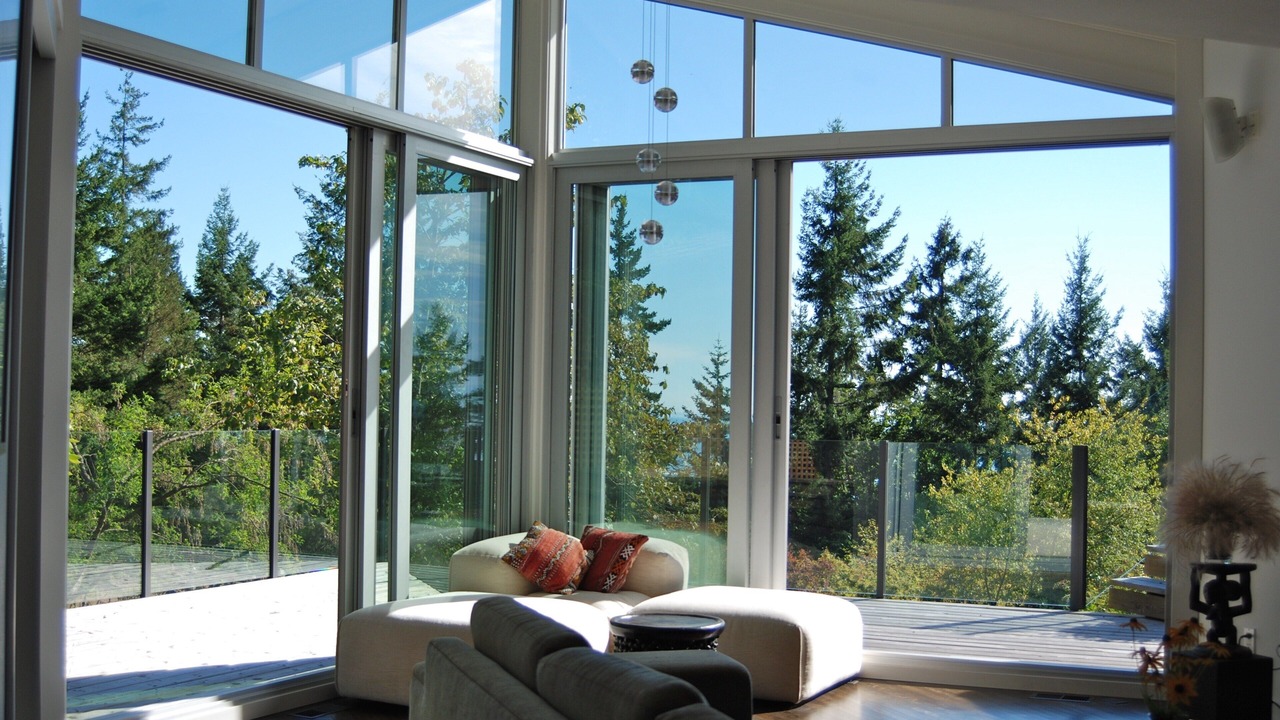 Photo of Livingroom in West Vancouver