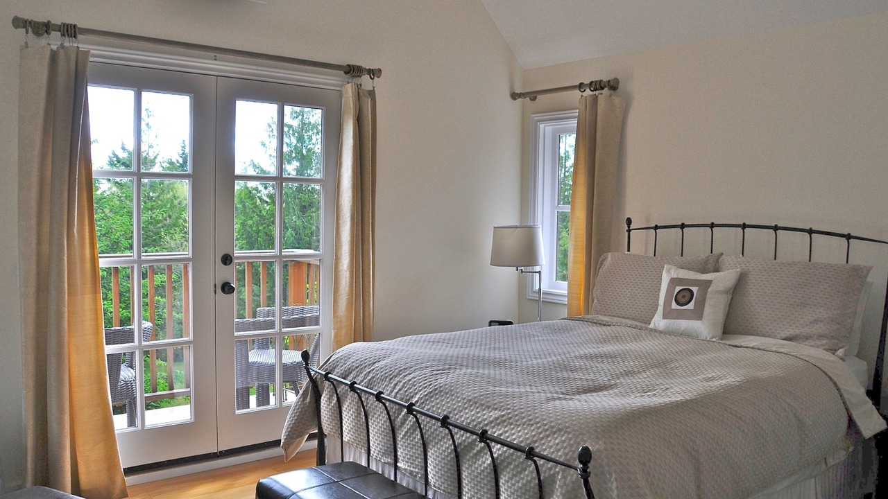 Photo of Bedroom in Salt Spring Island