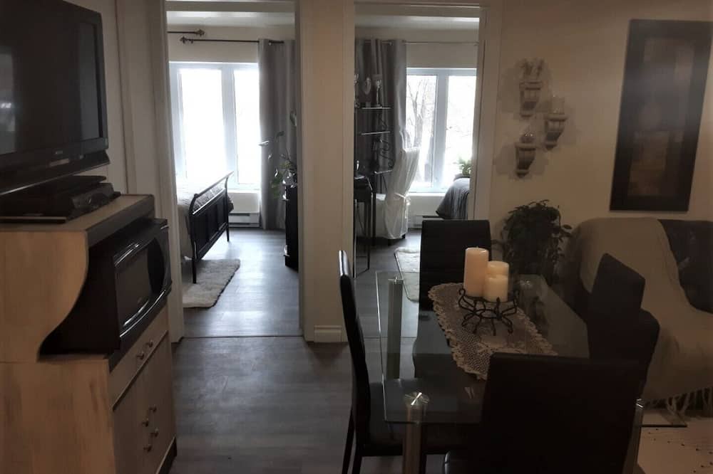 Photo of Livingroom in Sherbrooke