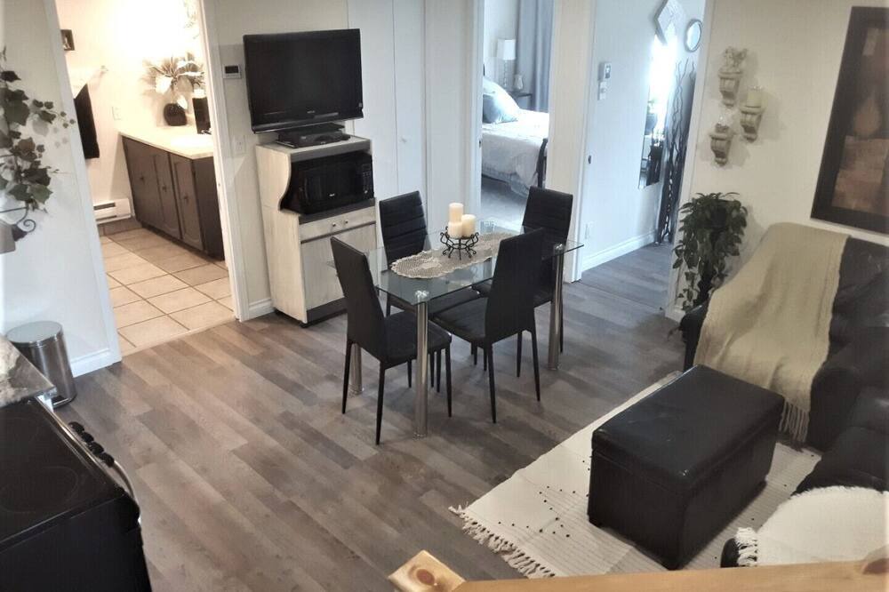 Photo of Livingroom in Sherbrooke