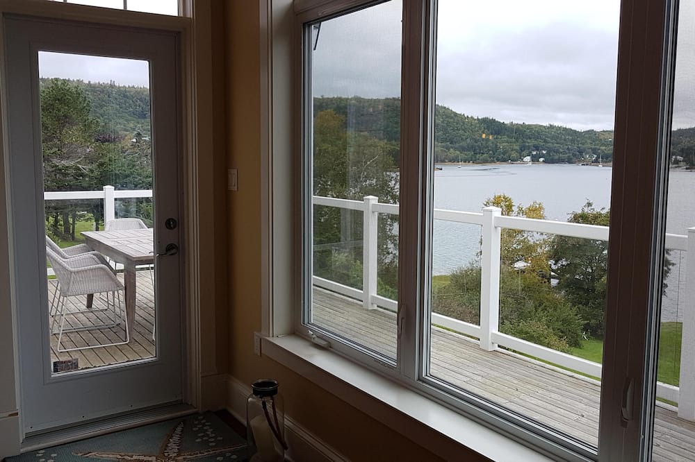 Photo of Bedroom in Masons Point