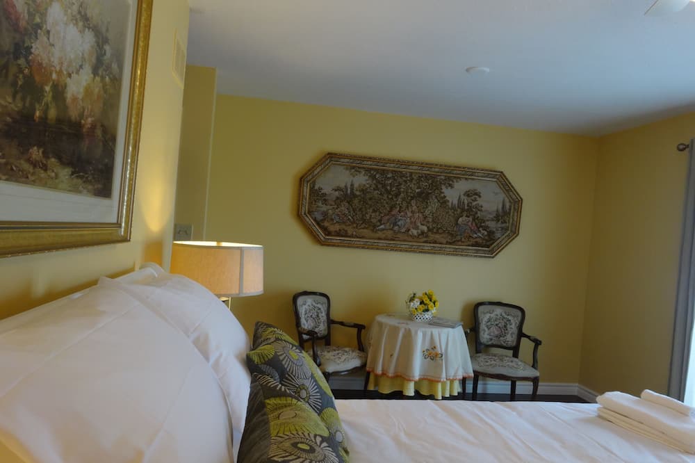 Photo of Bedroom in Niagara-on-the-Lake