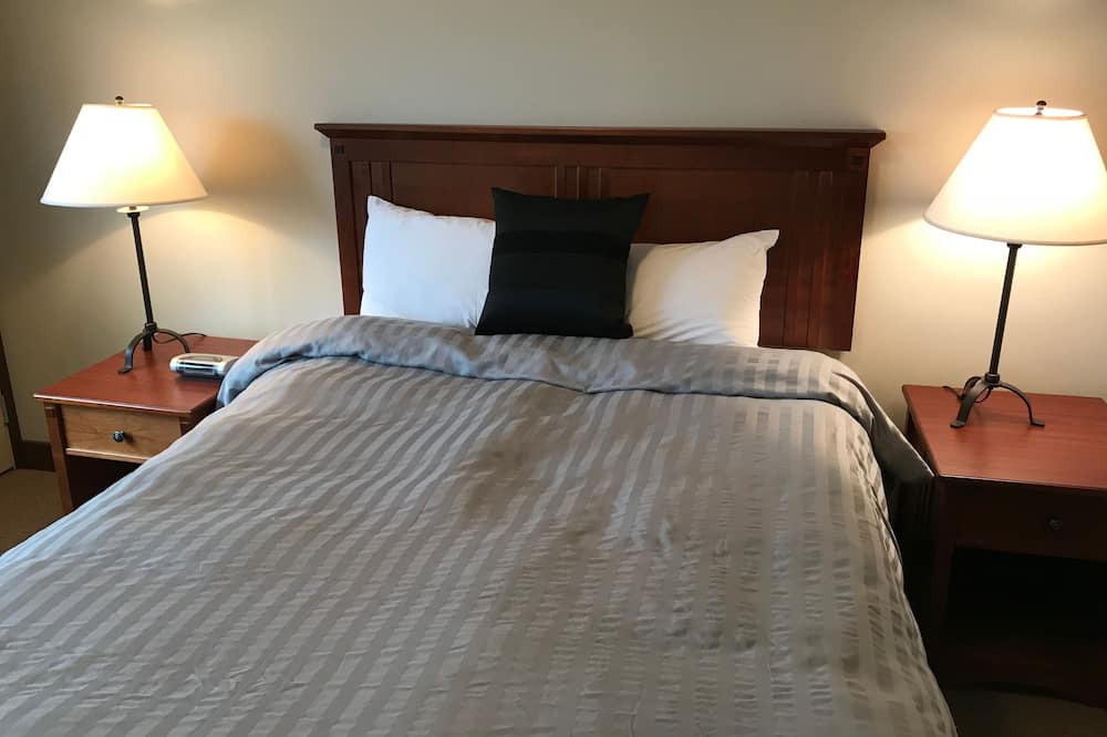 Photo of Bedroom in East Kootenay