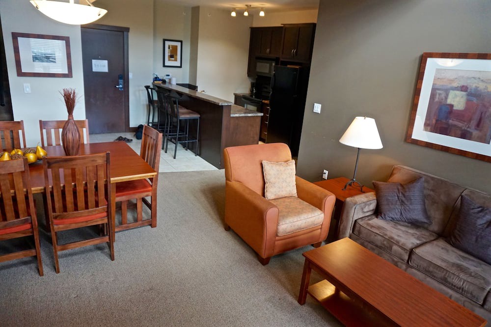 Photo of Livingroom in East Kootenay