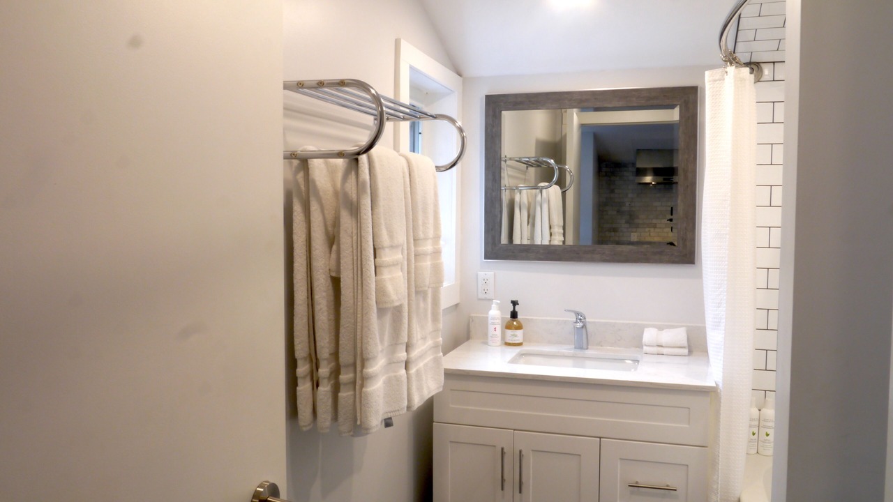 Photo of Bathroom in Queenston
