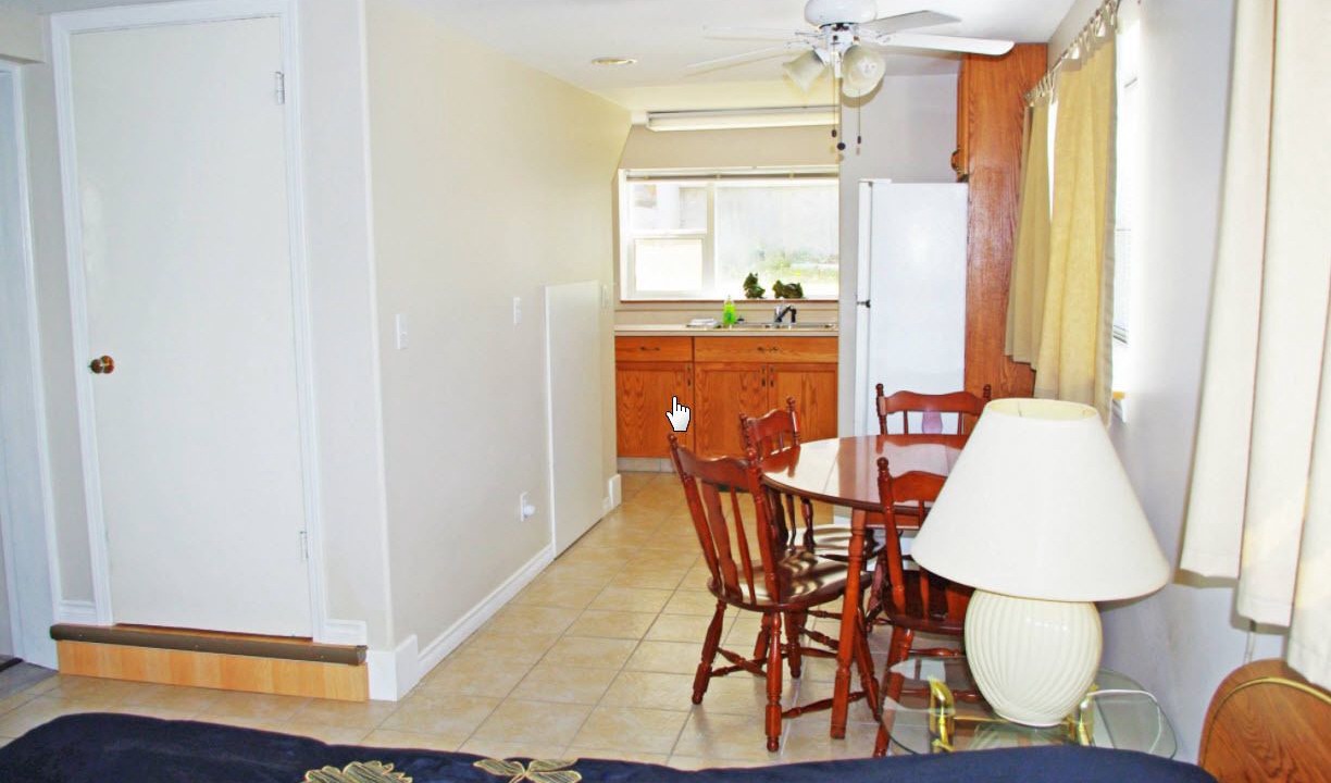 Photo of Livingroom in Christina Lake
