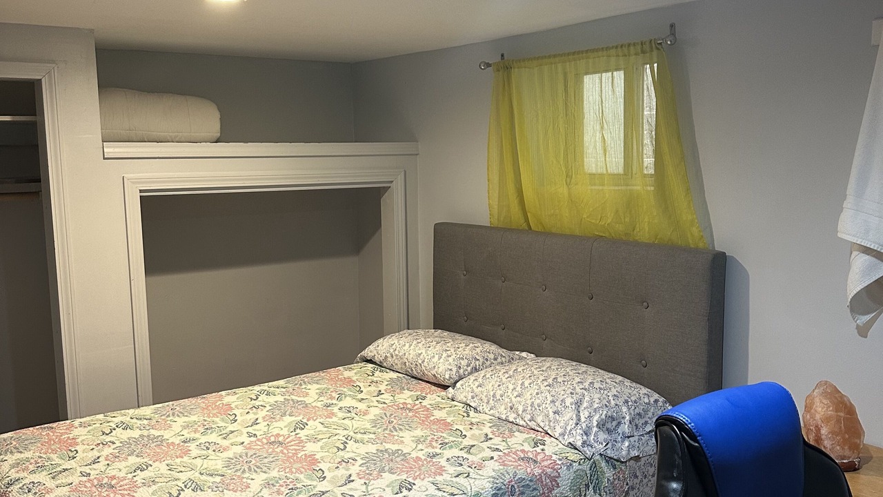 Photo of Bedroom in Briar Hill - Belgravia